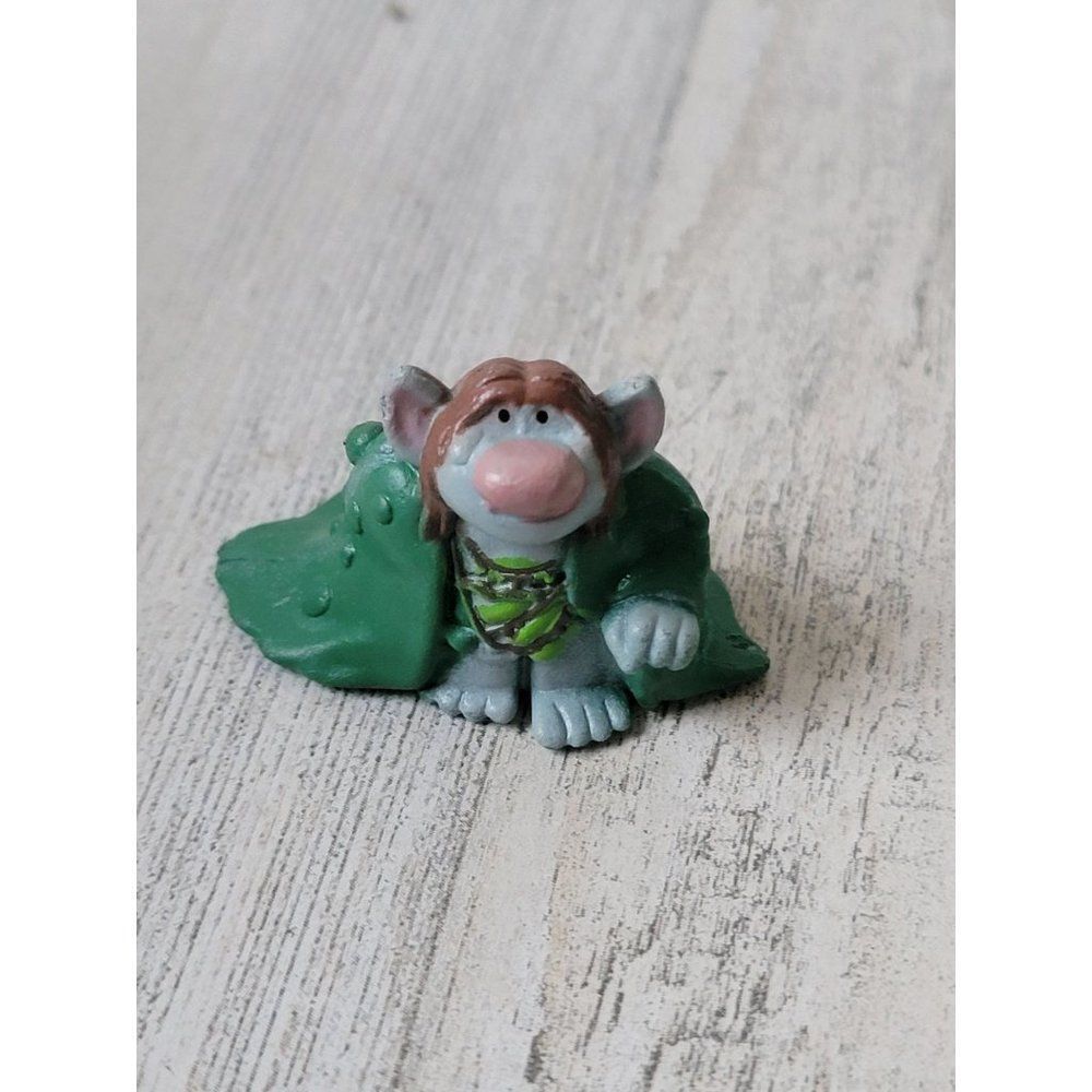 Miniature Frozen troll King Disney Pixar toy figure